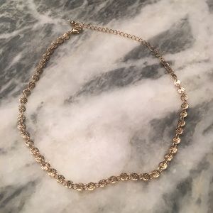 Gold chocker necklace